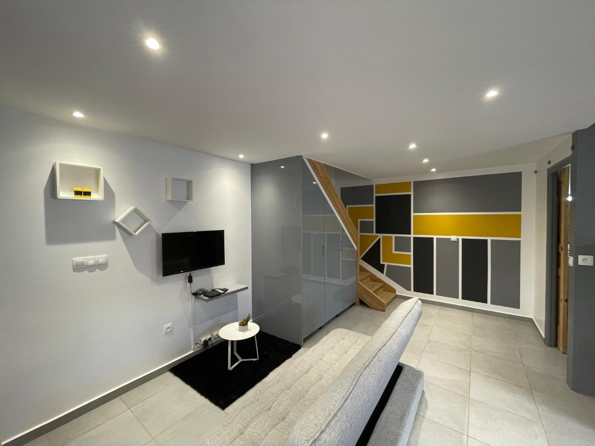 La Buena Vida Apartment ปวงต์-นัวร์ ภายนอก รูปภาพ